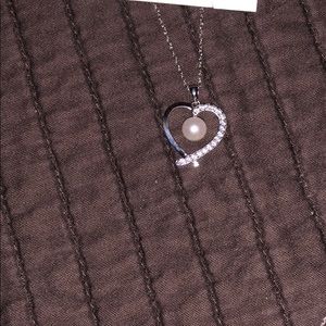 White pearl necklace